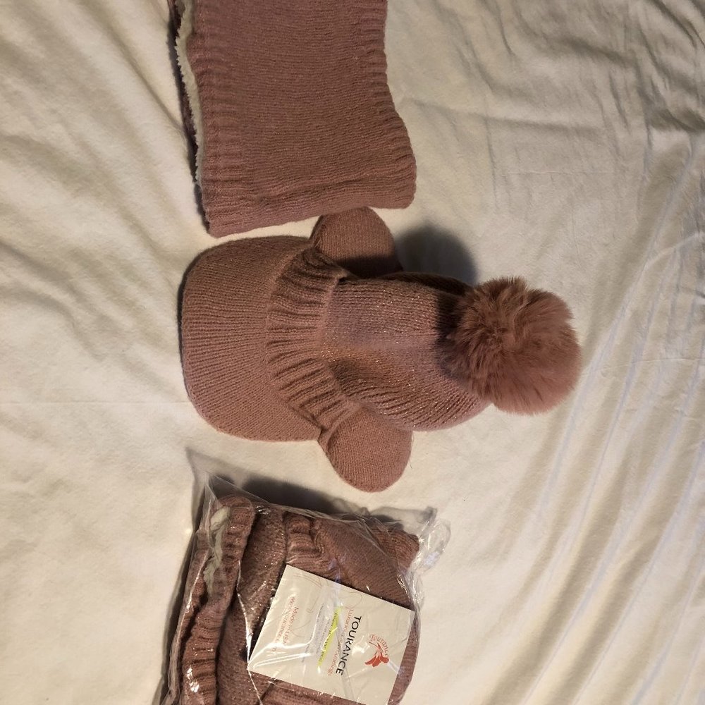 Tourance Hat and Neck warmer - Picture 1 of 3